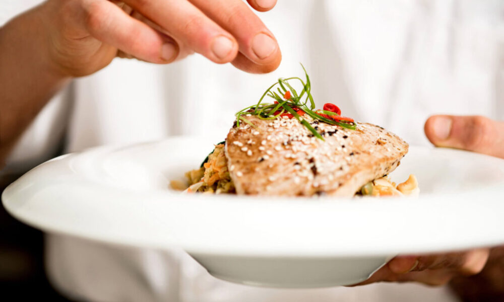 Evergreen also serves Western and Asian specialties, from pasta, seafood, to healthy salads.